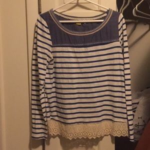 Stripped Shirt with Lace Bottom